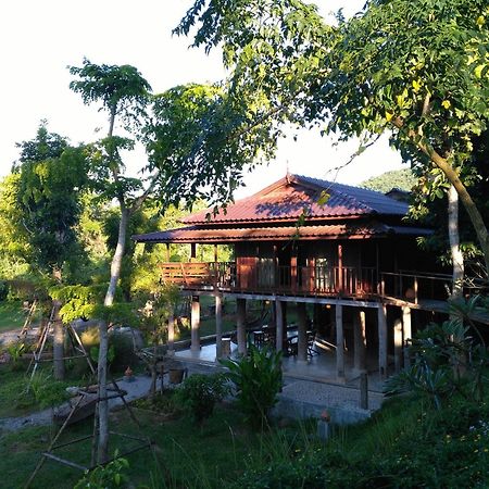 Bambuh Boutique Homestay (Adults Only) Chiang Rai Bagian luar foto