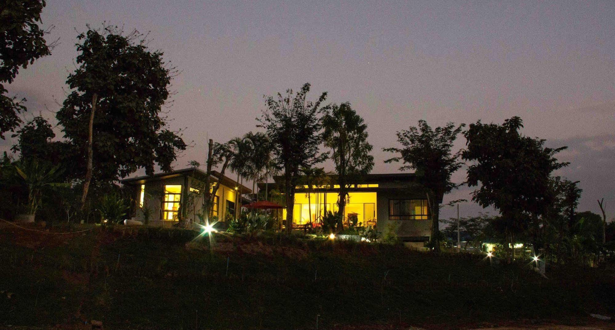 Bambuh Boutique Homestay (Adults Only) Chiang Rai Bagian luar foto