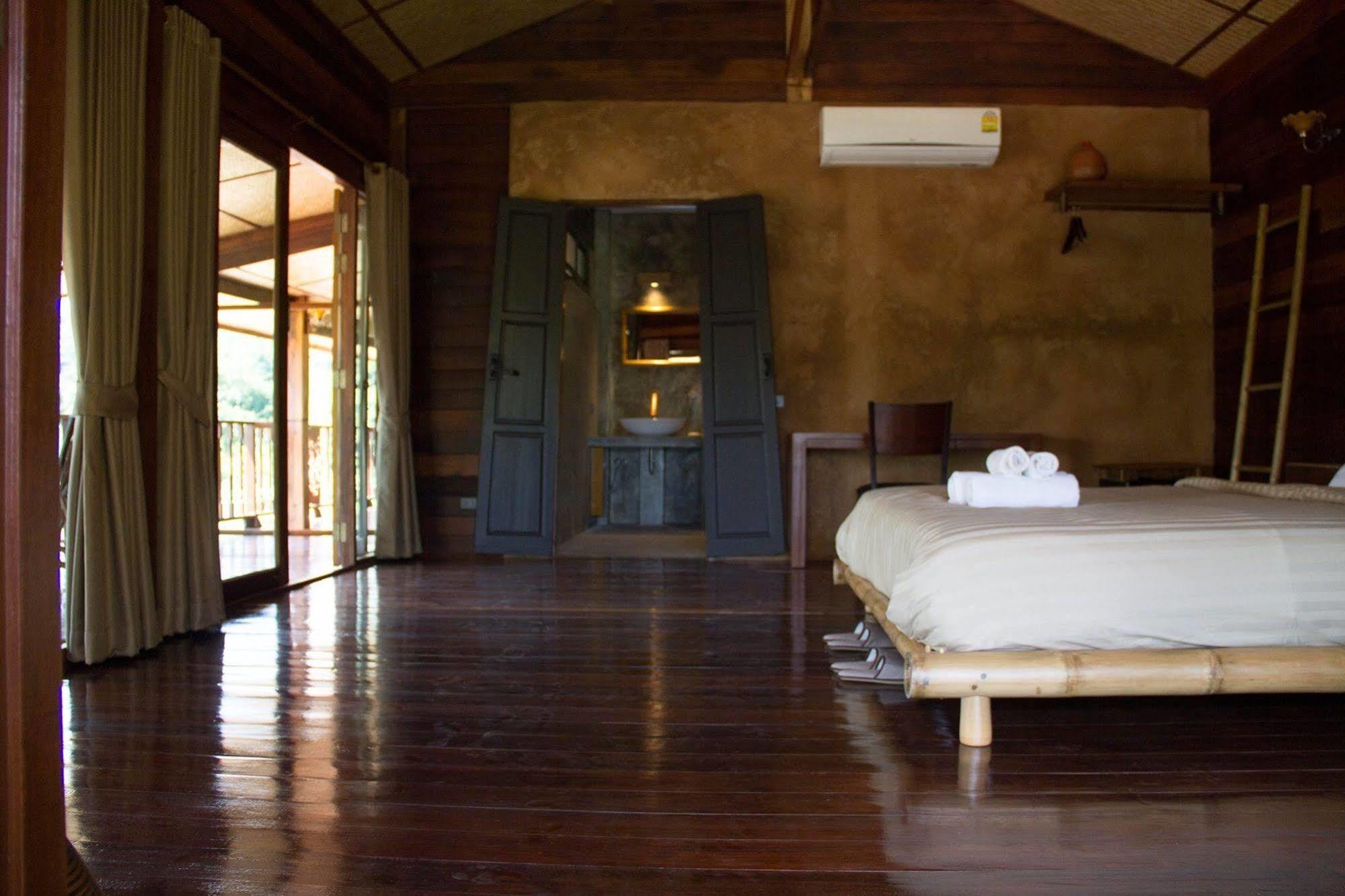 Bambuh Boutique Homestay (Adults Only) Chiang Rai Bagian luar foto